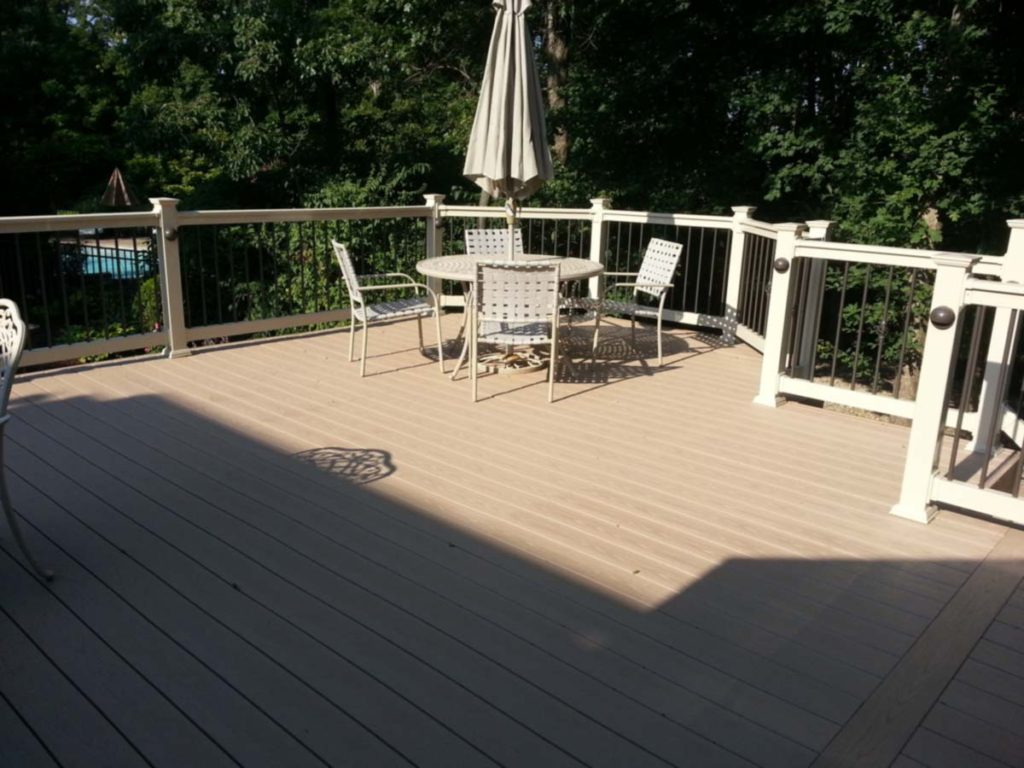 AZEK Deck Artistic Decks St. Louis