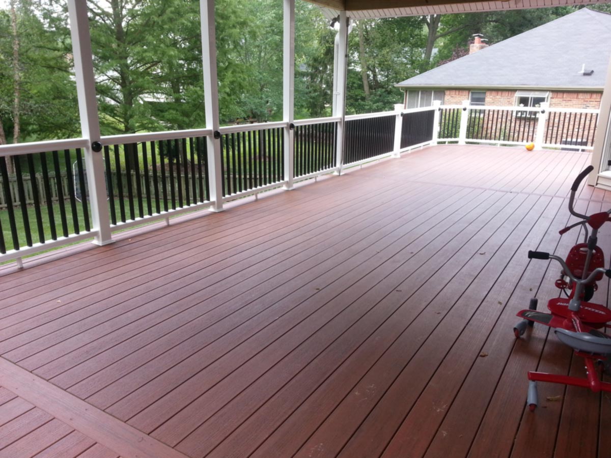 Deck Railing St. Louis – Deck Railings – Composite Deck Railings